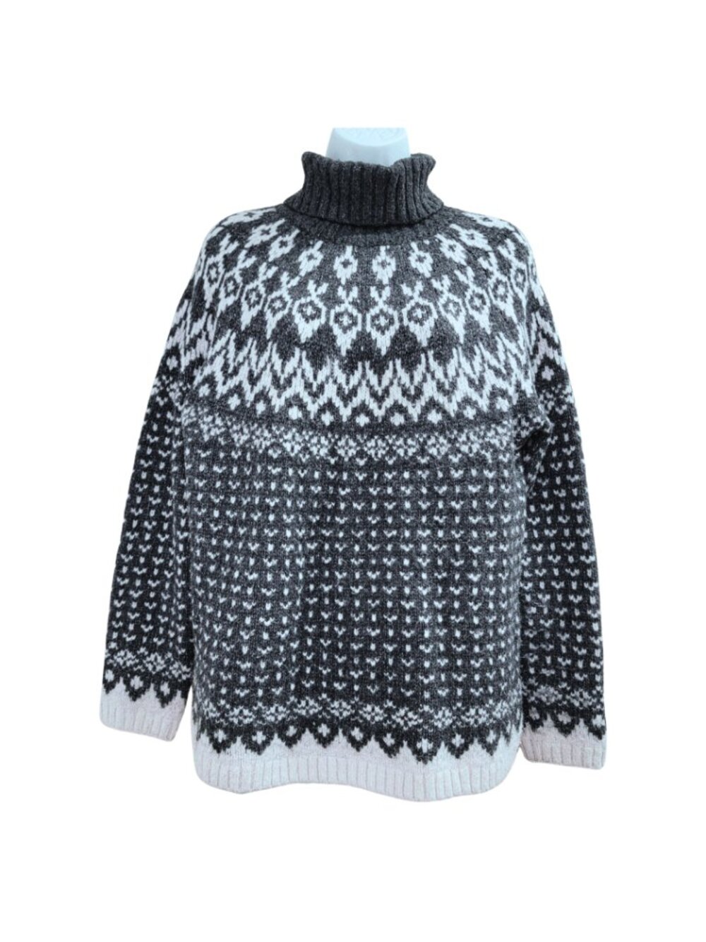 Vintage WindRiver Heritage Womenβs Acrylic Blend Oversized Sweater (M) (GUC)